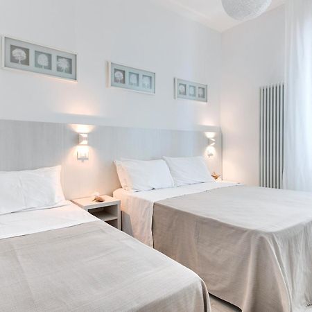Residence Diffuso Arcobaleno Gabicce Mare Bagian luar foto