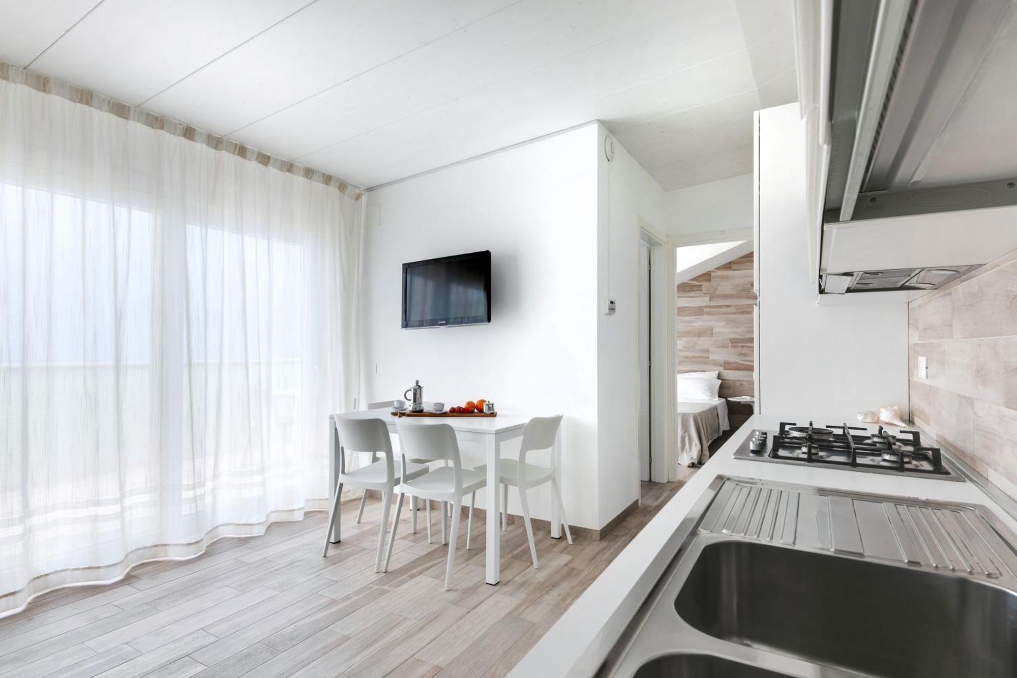 Residence Diffuso Arcobaleno Gabicce Mare Bagian luar foto